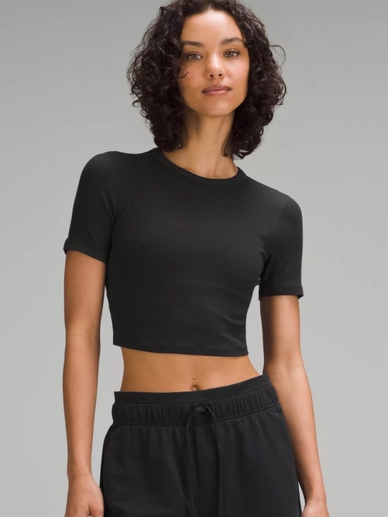 lululemon athletica Tops - 🖤🖤🍋🍋 Lululemon XS top